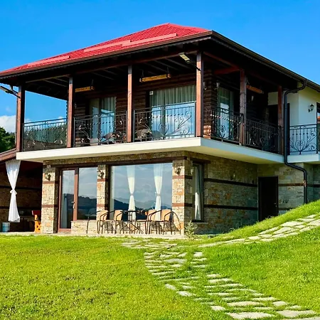 Art Ii Villa